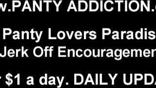 Meine geschwollene Muschi quillt einfach aus diesem winzigen Höschen JO