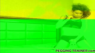 Vou treinar sua bunda antes de você levar um pau de verdade