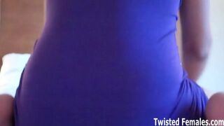 Ich werde mich auf dein Gesicht setzen und dich langsam ersticken