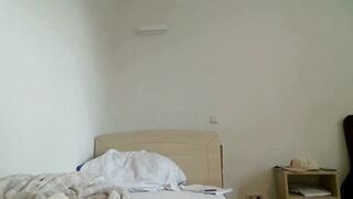 Méthode n°1 pour se masturber : Utiliser les DEUX MAINS