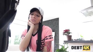 DEBT4k. Vuoi azzerare il saldo della tua carta di credito? È ora.