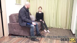 Deuda4k. A la pobre Alice Klay le encantan los gadgets geniales y paga...