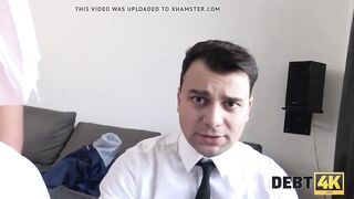 DEBT4k. A noiva tcheca Claudia Macc transou