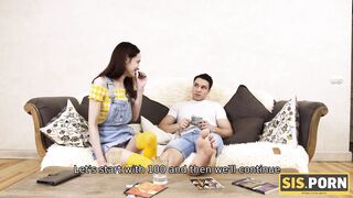 SISPORN. Un ragazzo subdolo riesce ad attirare l'adorabile sorellastra in una relazione extraconiugale