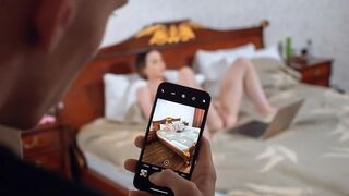 SIS.PORN. Chica sin experiencia, pero debe lidiar con su hermanastro.