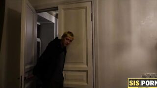 SIS.PORN. Unsuspecting coed is restlessly penetrated