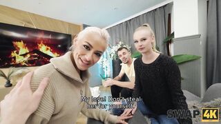 SWAP4K. Una bella escursione nel bosco si è conclusa con un duro trio con 2 ragazze e 1 cornuto.