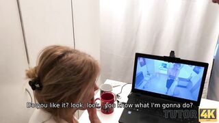 TUTOR4K. Homem ofereceu mulher para ficar nua e fazer sexo com ele