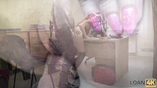 Leihporno von Isabella Lui, die ihren Manager fickt