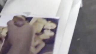 Jayden golpeando su carne