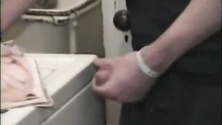Wäscheraum Jack Off