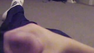 Lance se masturbando