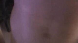 Twink Jonathan bekommt einen Handjob