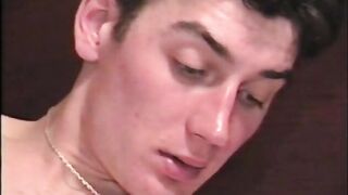 Heterosexueller Junge Victor wichst