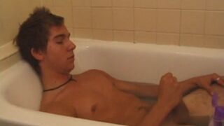 Amateur Brock Beating Off