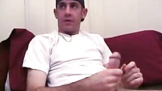 Masturbação amadora com dildo