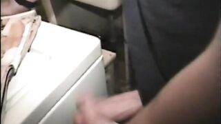 Masturbação na lavanderia