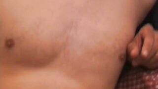 Marcus wichst auf der Toilette