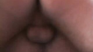 Billie se folla a Jason mientras se chupa la polla