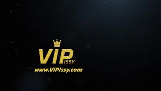 Vipissy - Hi Honey - Lesbianas meadas