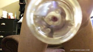 Il twink Lucas ama il suo Fleshjack