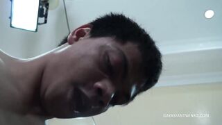 Vahn e Kris si scopano a vicenda