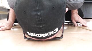 Latino Gloryhole Chupando