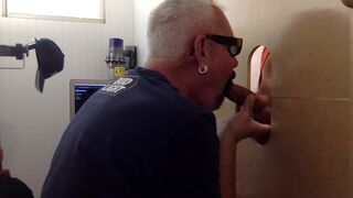 Succhiare il papà del cantiere