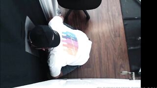 Gloryhole interracial mamada