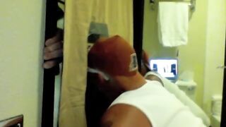 Pompino al gloryhole ai Gay Days