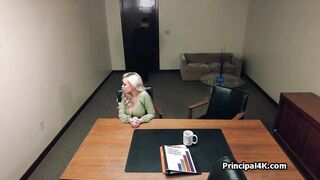 Fußball-Mama bietet Pussy als Lösung an