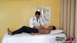 Rave besucht Doktor Kitzeln