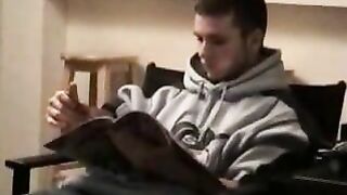 Vinnie dá um boquete no garoto hétero Adam