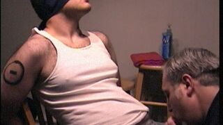 Seth heterosexual atado y chupado