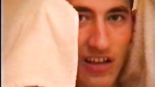 La bouche pleine de Dante hétéro