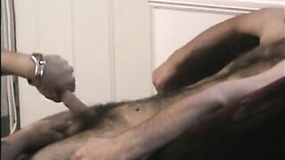 Str8 Paulie si fa fare una sega