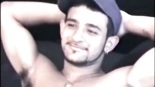 Ragazzi etero che si masturbano
