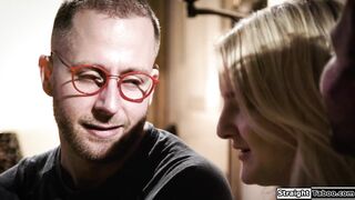 Teen gets uncomfortable by her neighbors