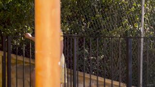 Ginebra Bellucci - Sexe passionné et infidèle au coucher du soleil