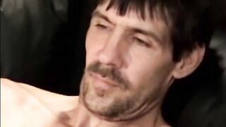 Cualquier cosa por dinero Randy