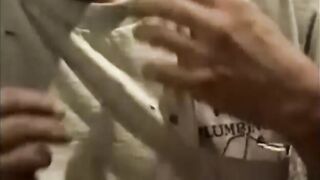 O encanador bate fora