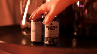 • MILF con grandi tette viene scopata e riempita dal suo amorevole figliastro (4K Taboo)