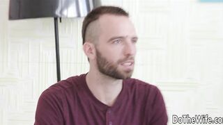 Esposa blanca recibe creampie de polla negra