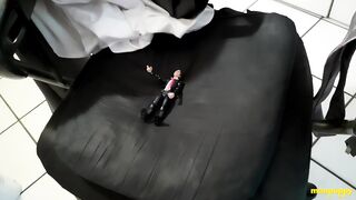 Fart Slave for Giant Co-Worker - Richard Lennox