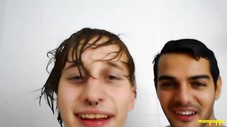 Perversione di una coppia gigante sotto la doccia - Sebastian Cums & Elis Ataxxx