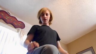 Un sorcier géant vous rétrécit - Elis Ataxxx