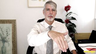 Il dottore JOI ti insegna a masturbarti - Richard Lennox