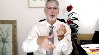 Il dottore JOI ti insegna a masturbarti - Richard Lennox