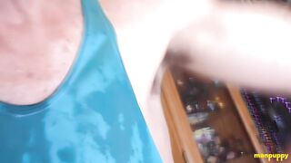 Un piccolo pervertito viene tormentato sotto l'ascella - Richard Lennox