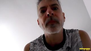 Ex des Riesen wird wegen ihres Hinterns gedemütigt - Richard Lennox